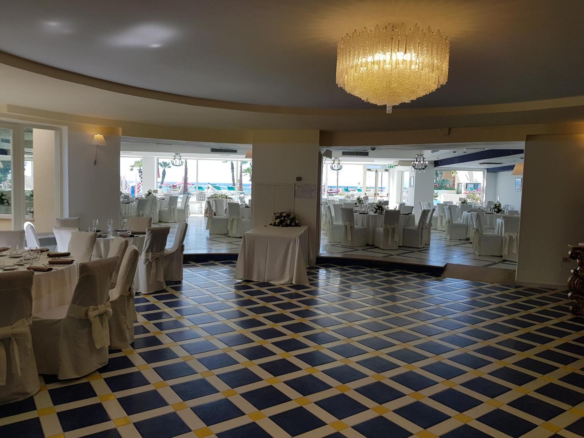 Hotel La Playa Сперлонга Екстериор снимка