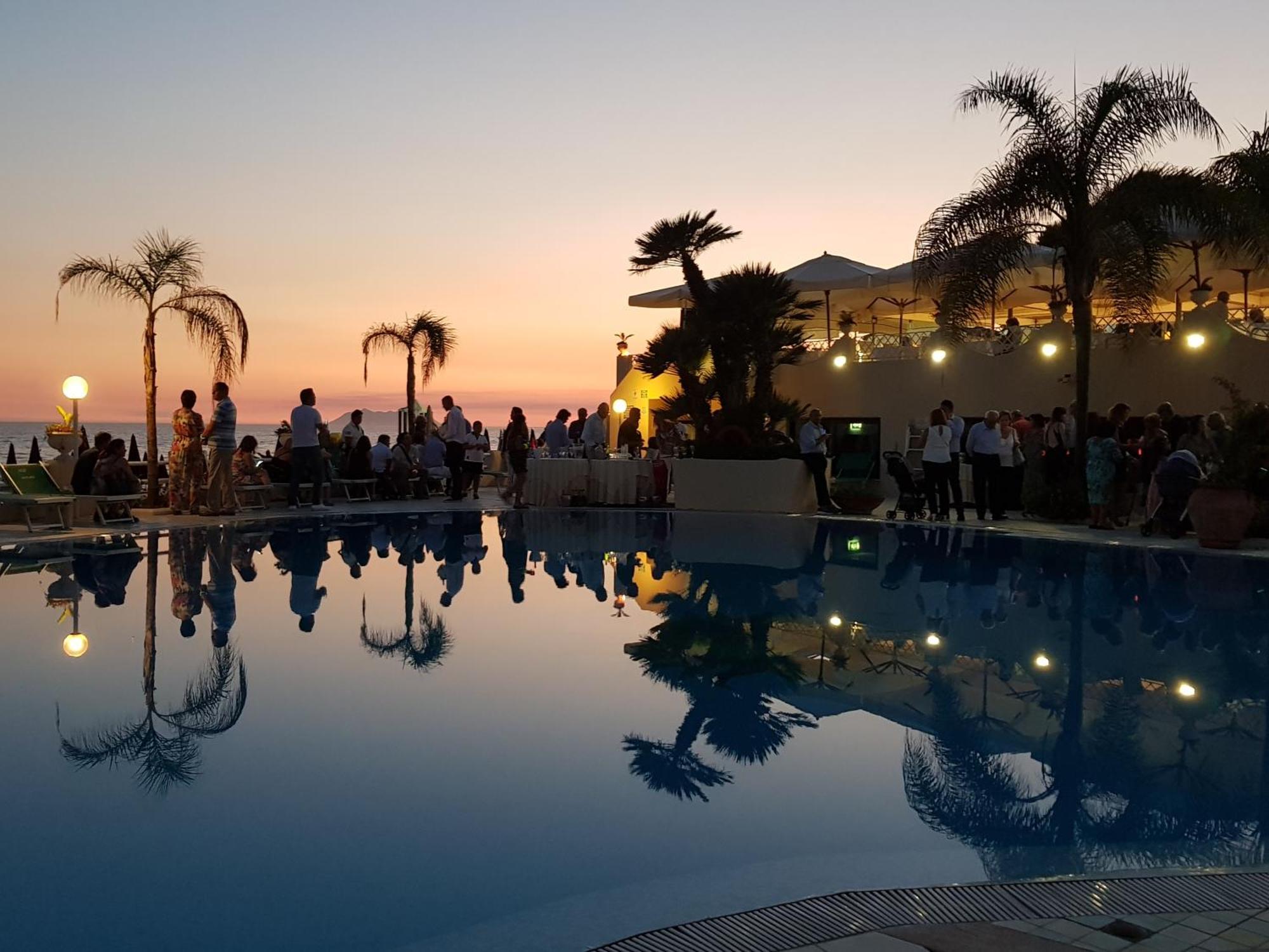 Hotel La Playa Сперлонга Екстериор снимка