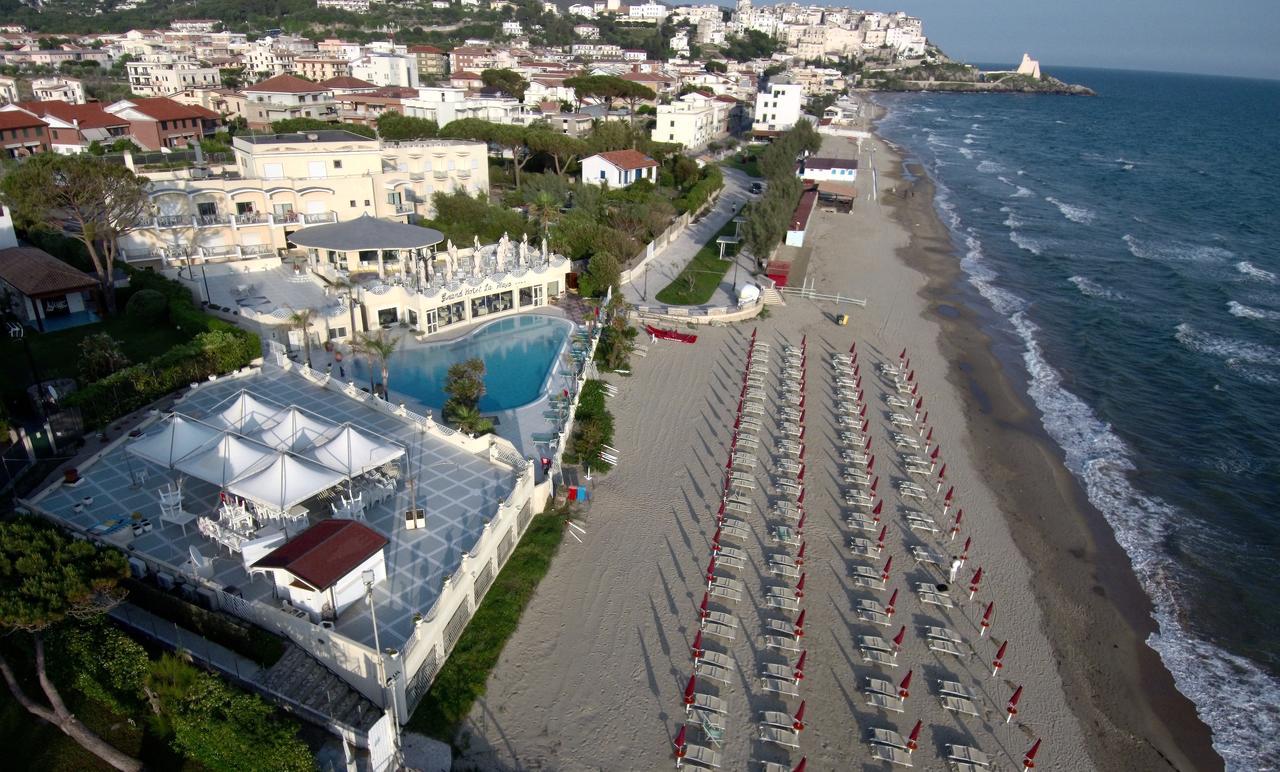 Hotel La Playa Сперлонга Екстериор снимка