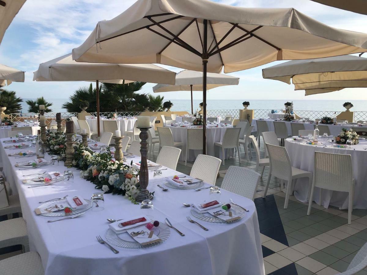 Hotel La Playa Сперлонга Екстериор снимка